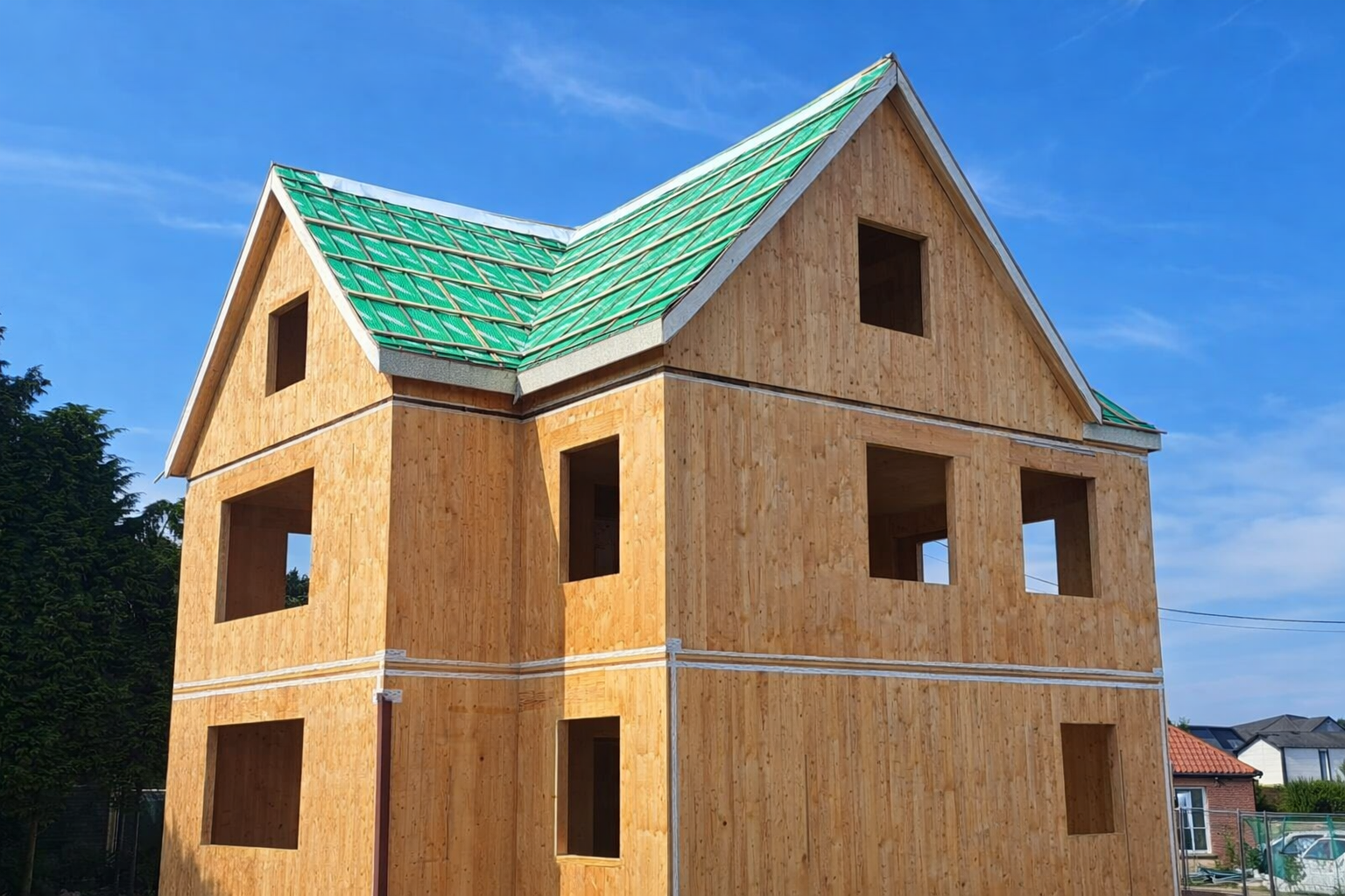 Chantier bois avec grue